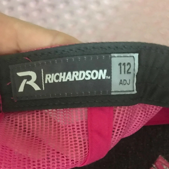 Girls hat​​​ - Picture 3 of 3